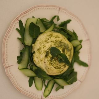 გადაზელილი ყველი პიტნით