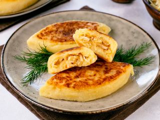 Zrazy ziemniaczane z kapustą - 3 szt. (na gorąco)