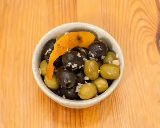 Garage Olives