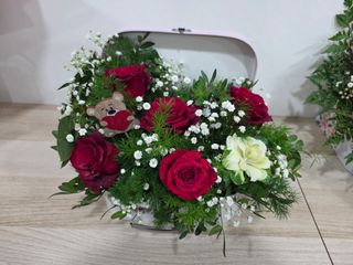 Box Maleta Rosa Pequena