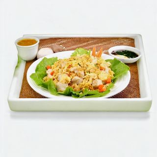 28 Pržena riža sa piletinom