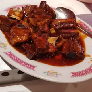 29. Costillas Con Salsa De Barbacoa