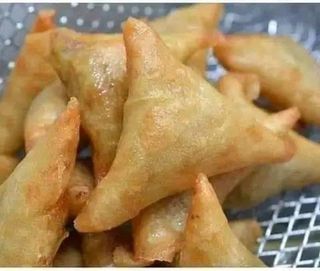 Twelve Beef Samosa