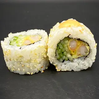 Uramaki z Krewetką w Tempurze 