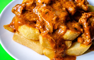 Plato pechuga de pollo al curry (350 g.)