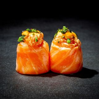 146. Gio seared sake  2 pezzi