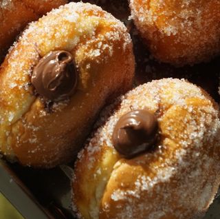 Пончик з шоколадом