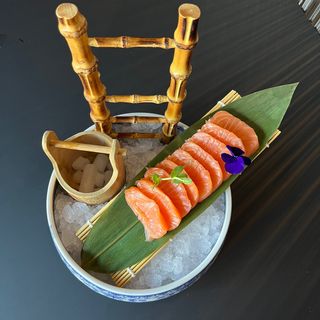 Sashimi salmon 9 pezzi