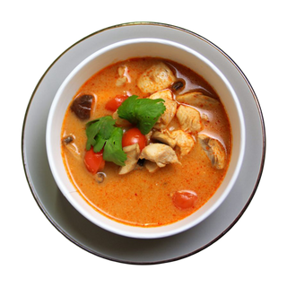 Том ям с курицей (500г)