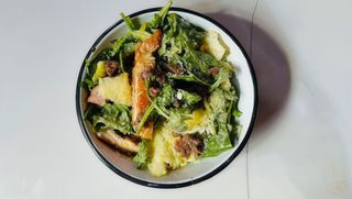 @epic.chicken.cafe salad