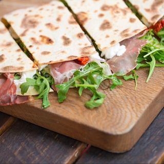 Piadina romagnola