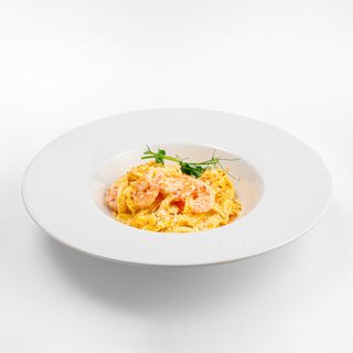 Pasta Alfredo cu creveți