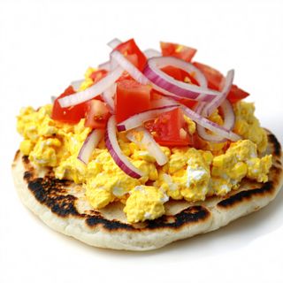 Arepa De Huevo Revuelto