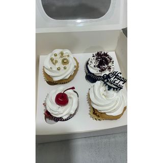 Box of 4 Decorated Whipped Cream Cupcakes