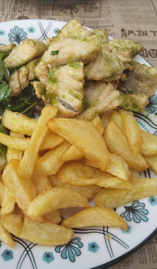 Tacos De Pescado con mojo verde.