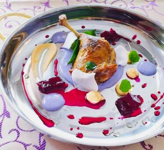 Pulpa de rata cu sos de visine