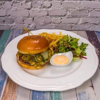 Телешки бургер