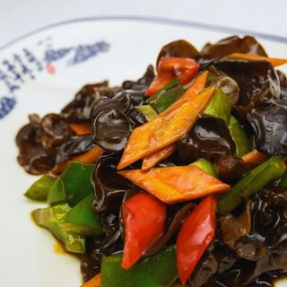 Urechi de lemn prajite