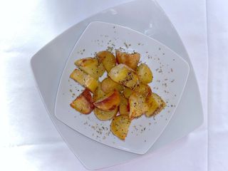 Cartofi la cuptor cu mirodenii 