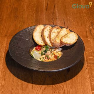 Creveți Epicentru la tigaie