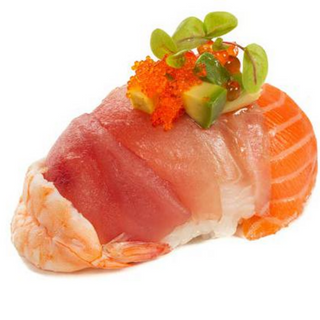 67- Chirashi mixto