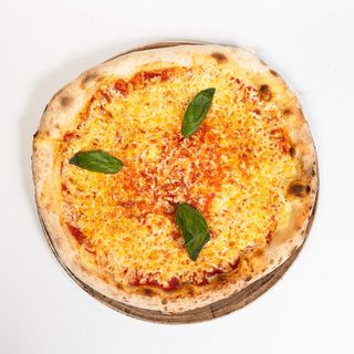 Pizza Margherita i Pepsi
