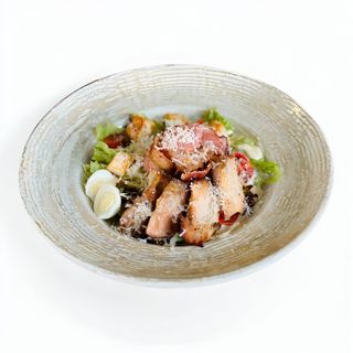 Цезар з куркою та беконом (290гр)