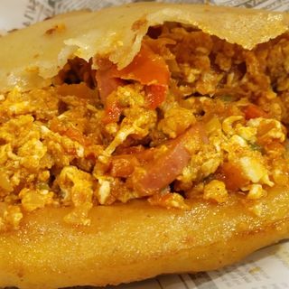 Arepa De Perico Y Queso (1 Ud.)