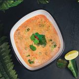 Бульон тайский 350 мл.