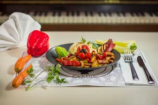 Pileći wok