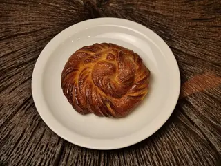Кардамонова булка (100g)