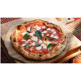 Queen Margherita Classic Pizza