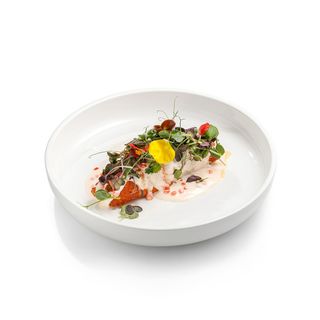 File de somon și caviar roșu