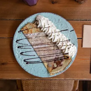 Crepe de dulce de leche y nata