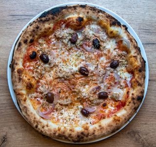 Pizza Tonno e Cipolla