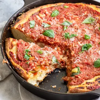 DEEP DISH ''Green Chicago" 24 cm (900 grama)(vegeterian)