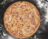 Пица Прошуто фамилна