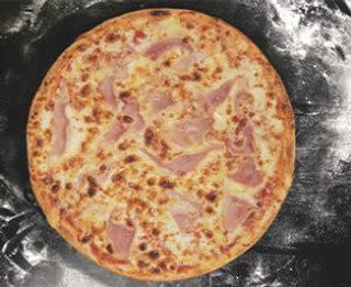 Пица Прошуто фамилна