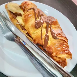 Croissant Nutella plátano 