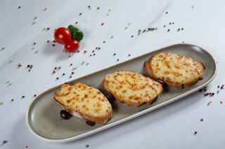 Crostini al formaggio 