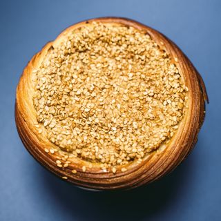 Croissant De Feta Con Zaatar Y Miel