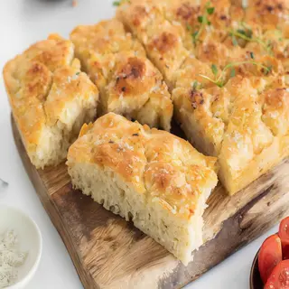 Focaccia aglio