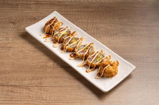 76. Futomaki Atún Tempurizado (6 Uds.)