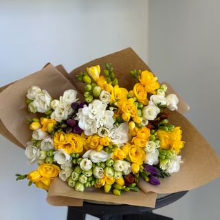 Buchet 15 frezii mix