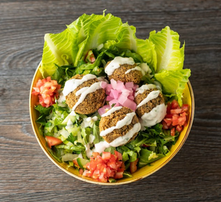 Plato de falafel