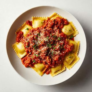 Ravioli al ragù