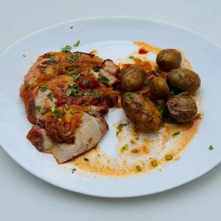 Lombo no forno com  batata assada