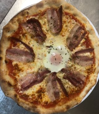 Pizza americana (32 cm)