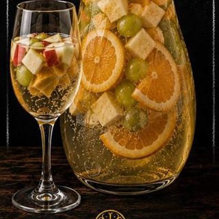 Sangría Blanca con Vino