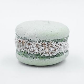 Макарунс кокос-темный шоколад